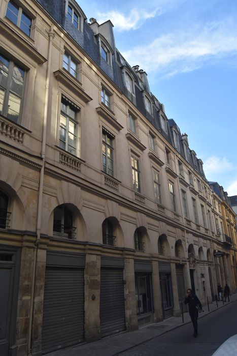 façade sur rue