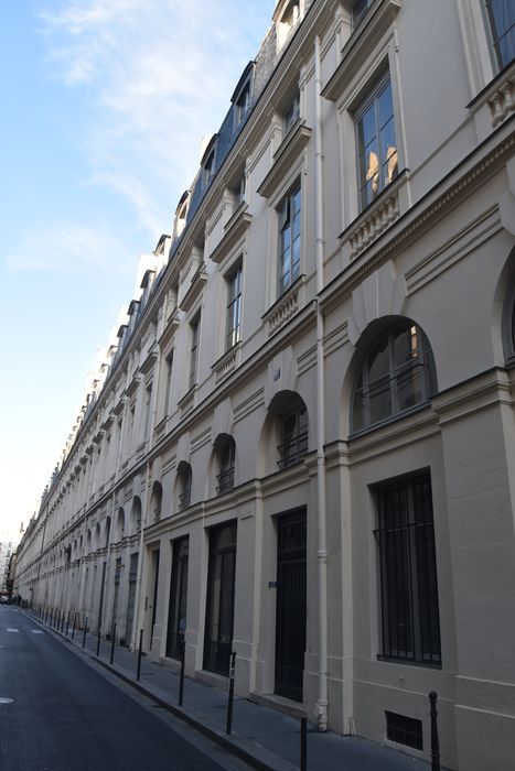 façade sur rue