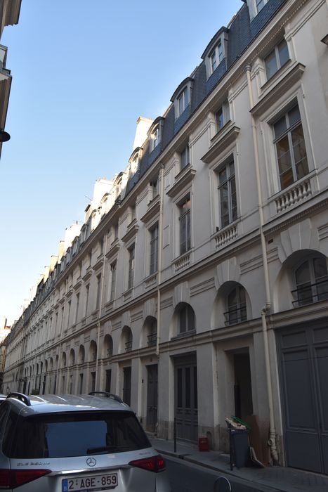 façade sur rue