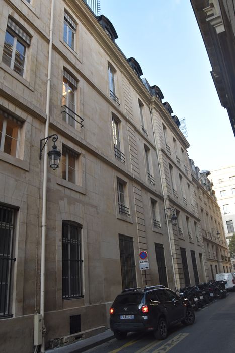 façade sur la rue des Bons-Enfants