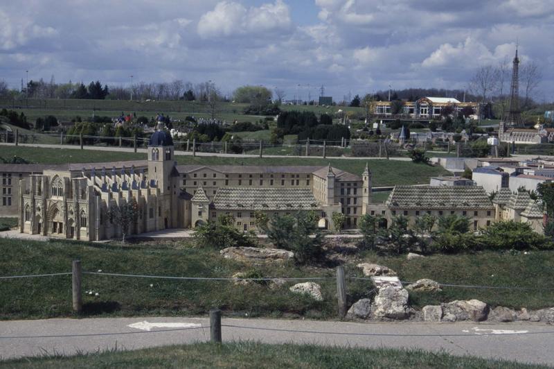 Maquette de l'abbaye se trouvant à France miniature