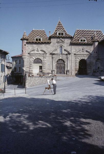 Porte d'entrée de l'abbaye