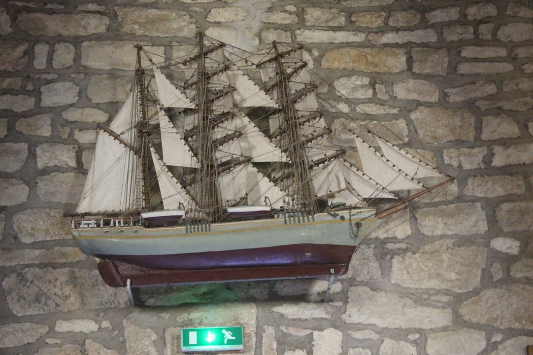 maquette ex-voto d'un trois-mâts barque dit Notre-Dame de Kerdro n°1