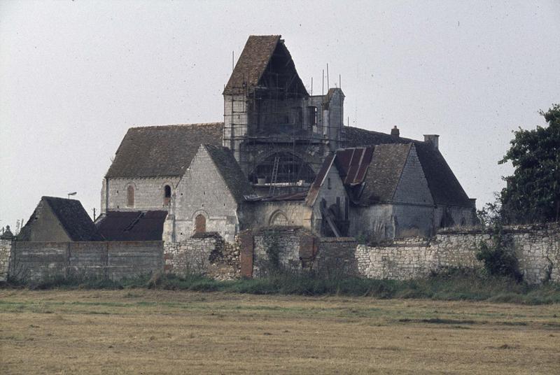 Clocher de l'église en cours de restauration