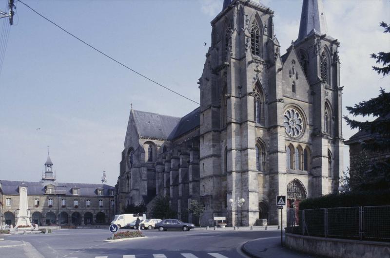 Ensemble nord-ouest de l'église abbatiale