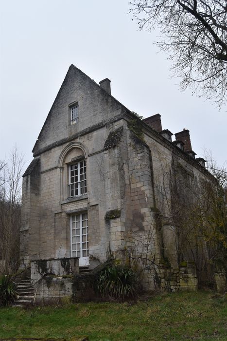 façades sud et ouest, vue partielle