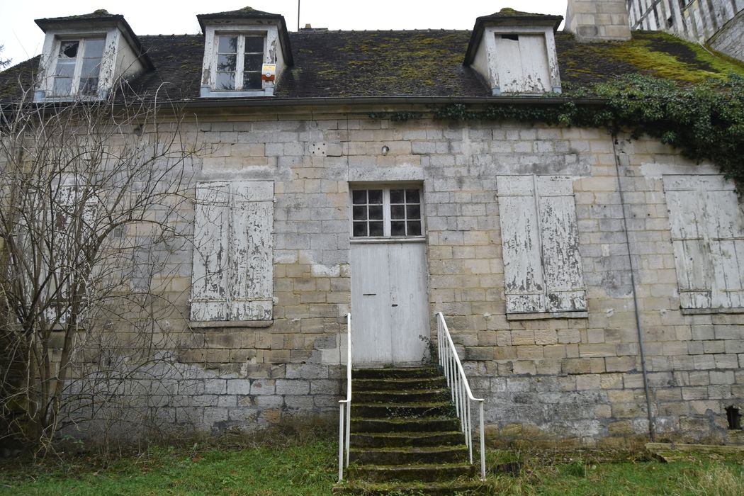 façade nord, vue partielle