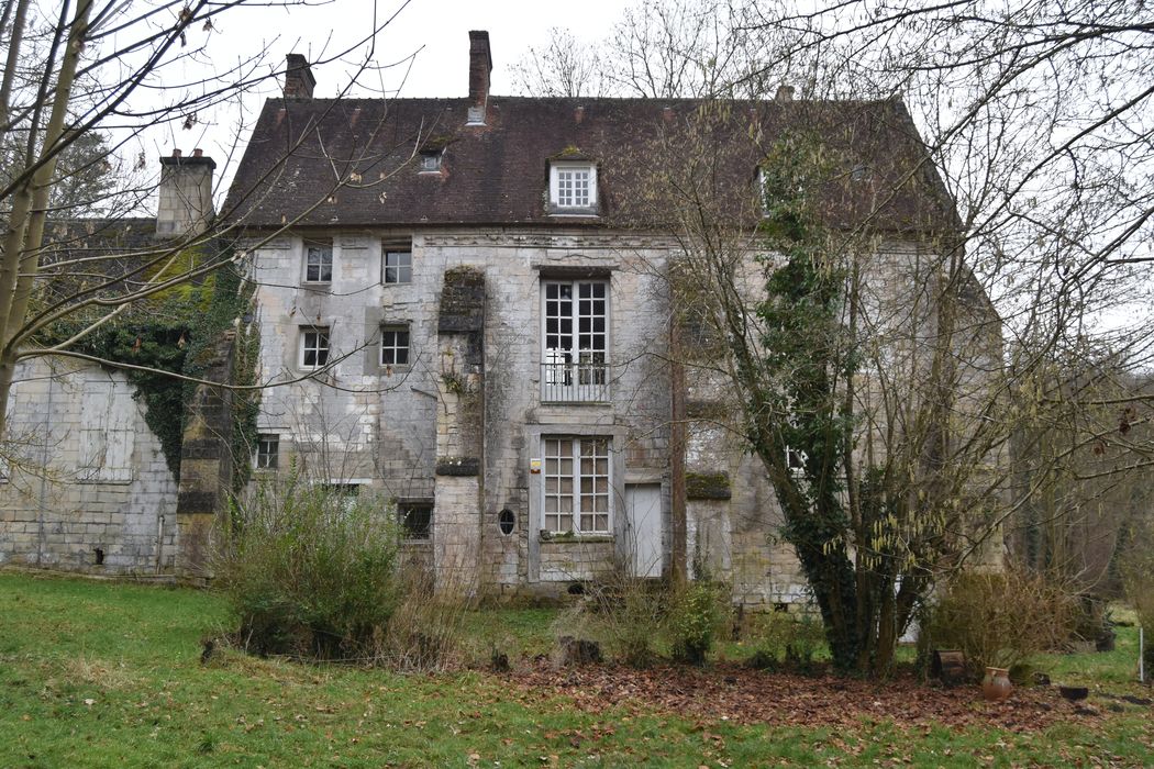 façade nord, vue partielle