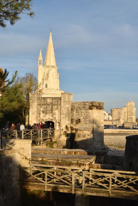 Fortifications maritimes