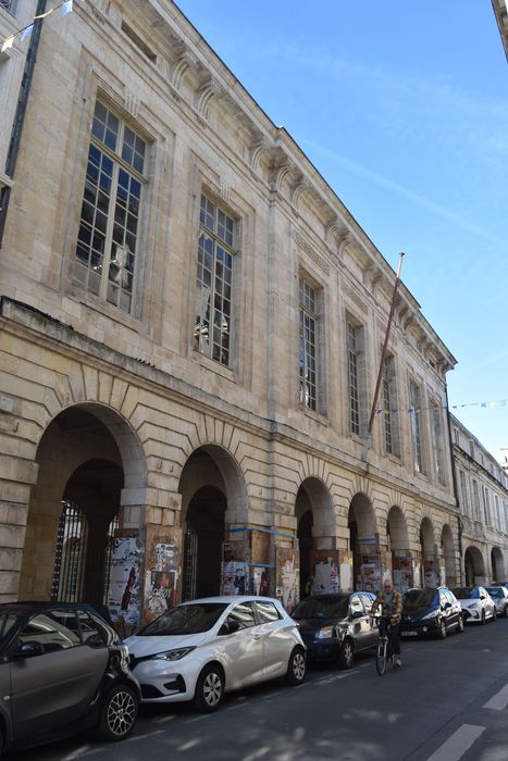 façade sur rue