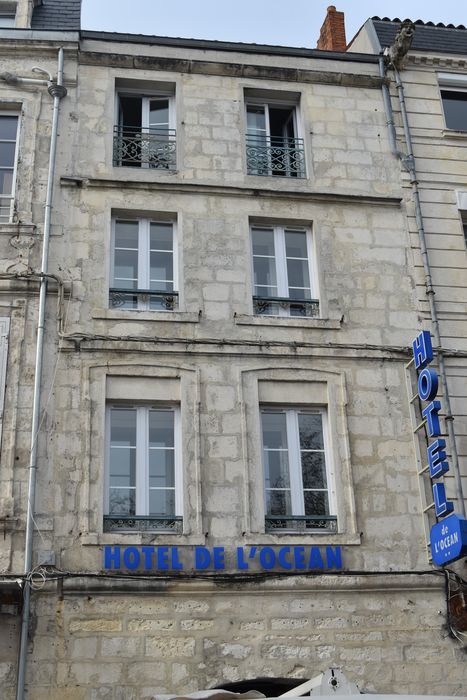 façade sur rue