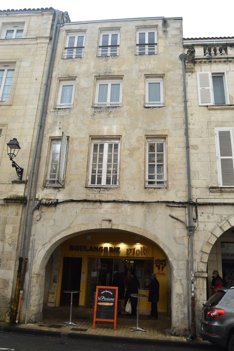façade sur rue