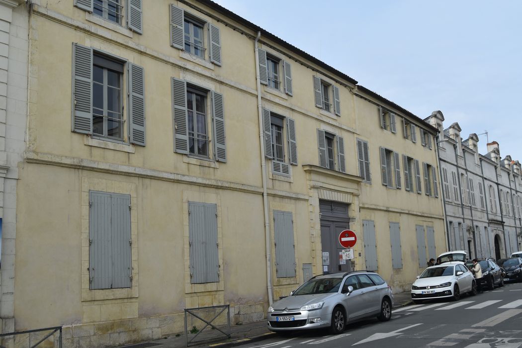 façade sur rue du n°36