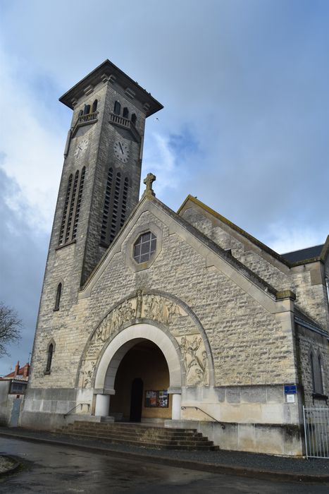 Eglise Saint-André et Sainte-Jeanne-d'Arc de Fétilly