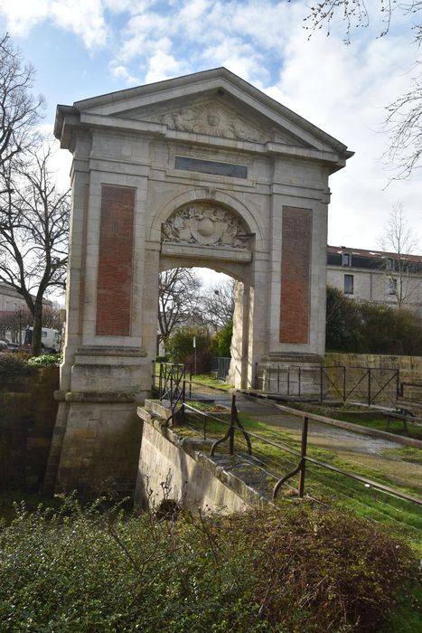 Porte Dauphine