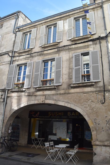 façade sur rue