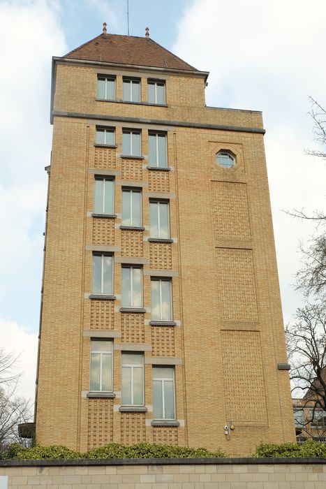 aile ouest, extrémité sud, façade ouest