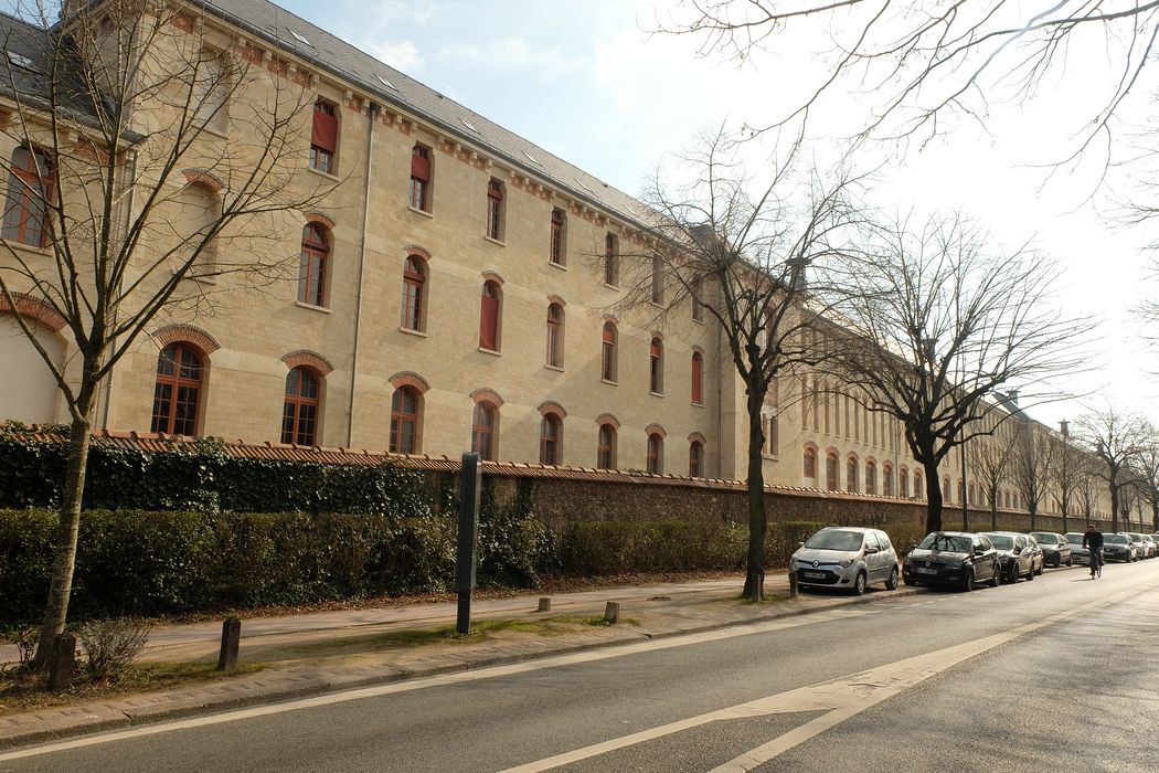 bâtiment ouest, façade ouest