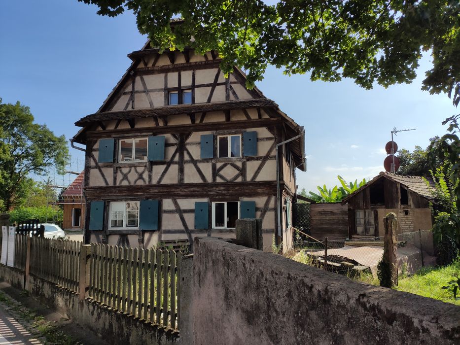 façade nord depuis la rue