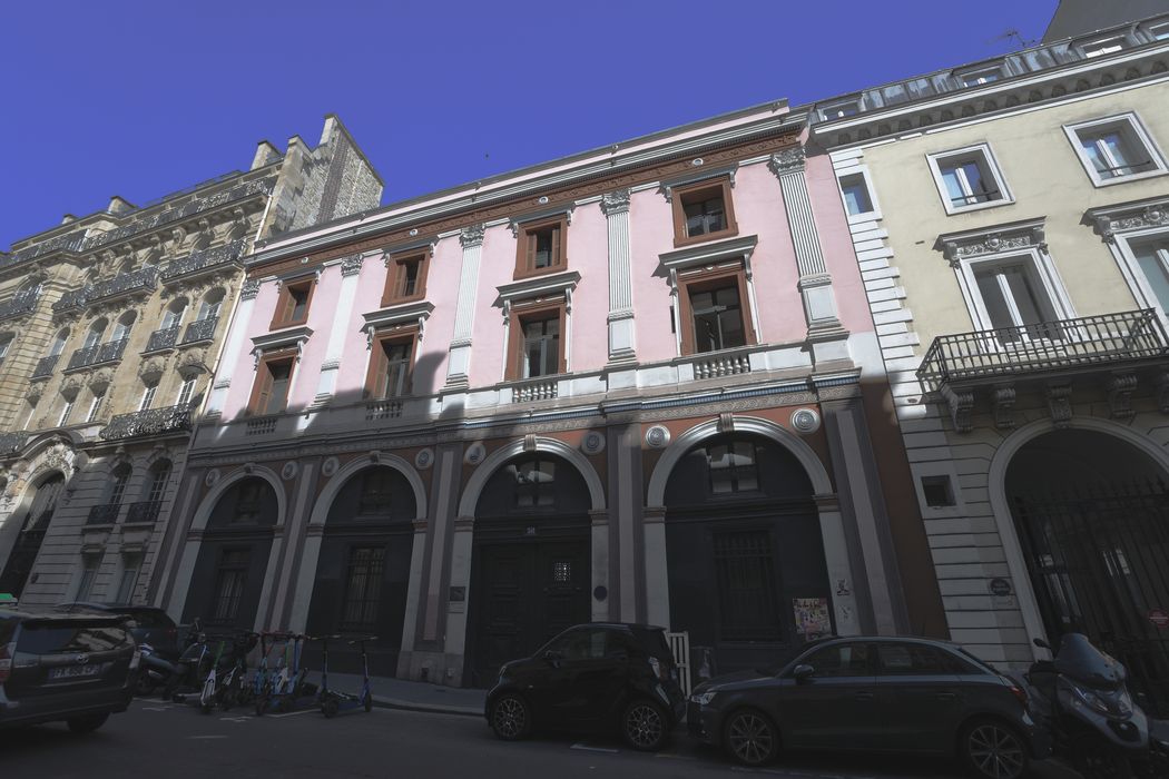 façade sur rue