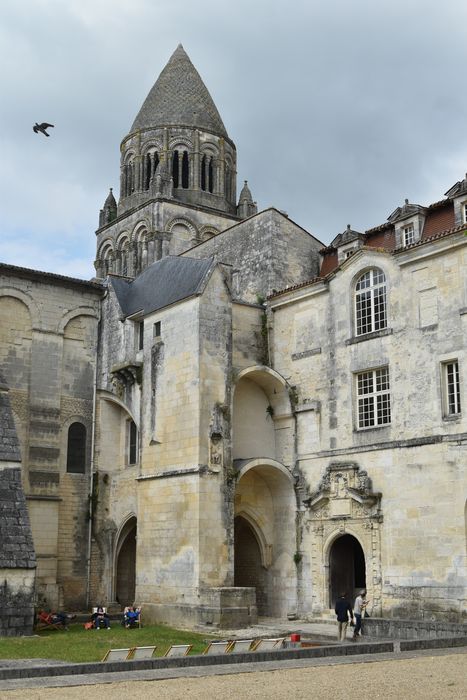 extrémité nord, façade ouest, vue partielle