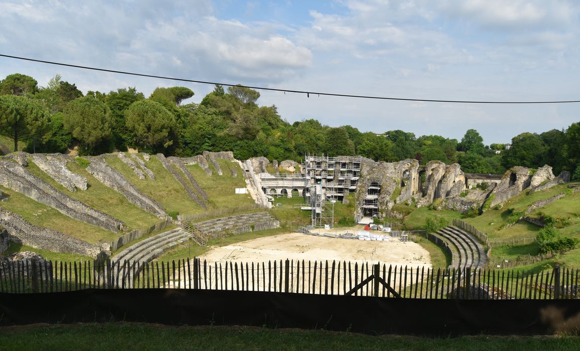 vue partielle des ruines depuis l'Ouest