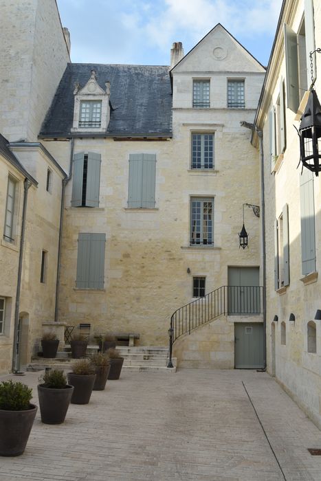 façade sud sur cour