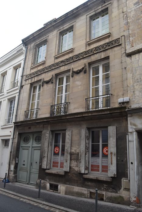 façade sur rue