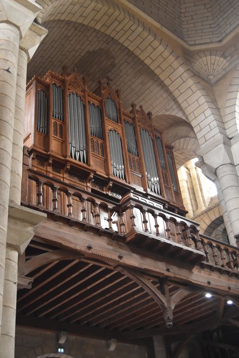 Orgue de tribune : partie instrumentale de l'orgue