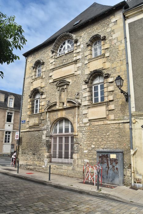 façade sur rue