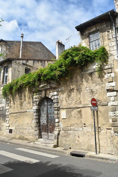 façade sur rue