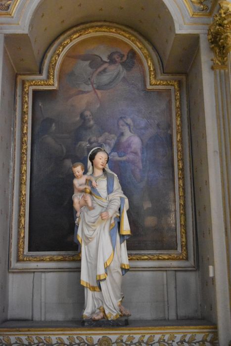 statue : Vierge à l'Enfant