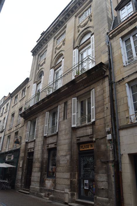 façade sur rue