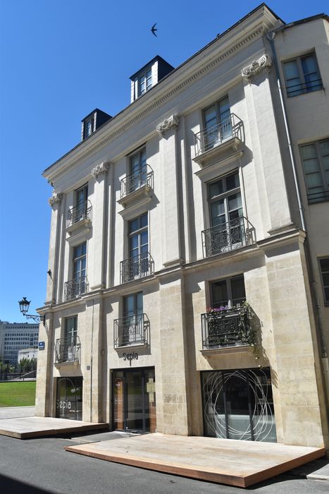 façade est