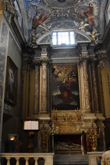 autel, retable, tableau : Sainte Dévote et décor de la voûte de la chapelle Sainte-Dévote - © Ministère de la Culture (France), Médiathèque du patrimoine et de la photographie, diffusion GrandPalaisRmn Photo