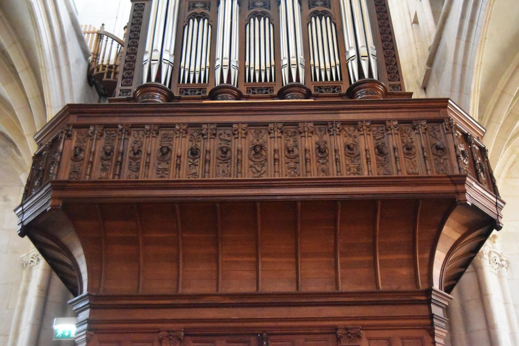 orgue de tribune, vue générale de la tribune