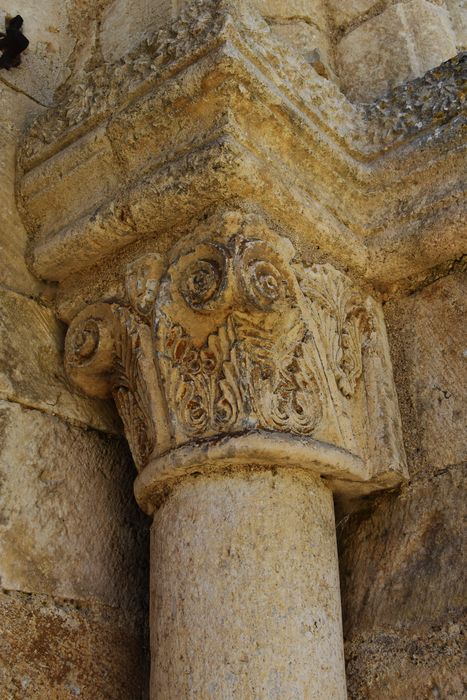 portail ouest, détail d’un chapiteau sculpté