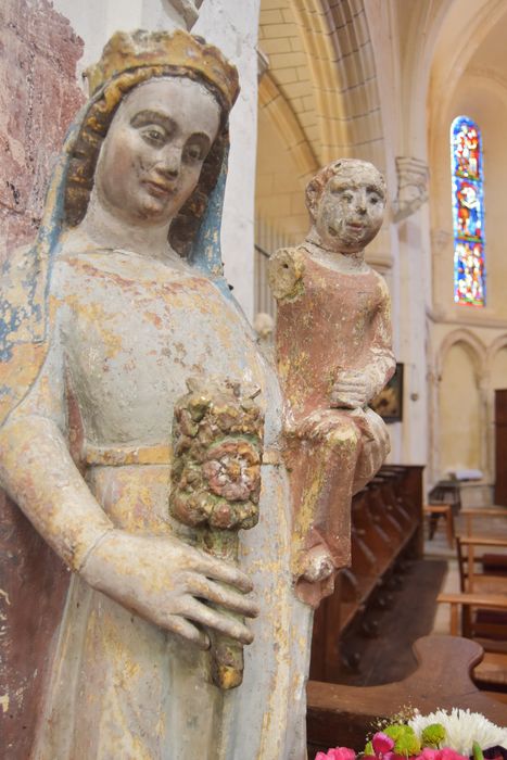 statue : Vierge à l'Enfant, vue partielle