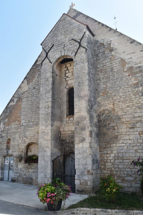 Façade ouest, vue partielle