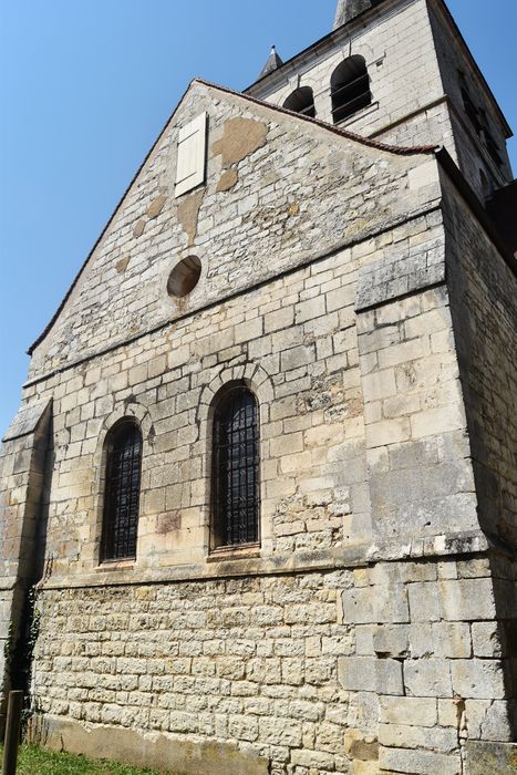 Façade latérale sud, vue partielle