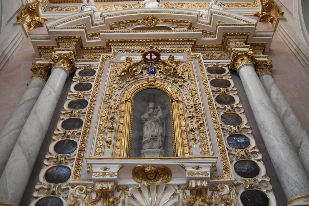 autel, retable de la Vierge-du-Rosaire, vue partielle - © Ministère de la Culture (France), Médiathèque du patrimoine et de la photographie, diffusion GrandPalaisRmn Photo