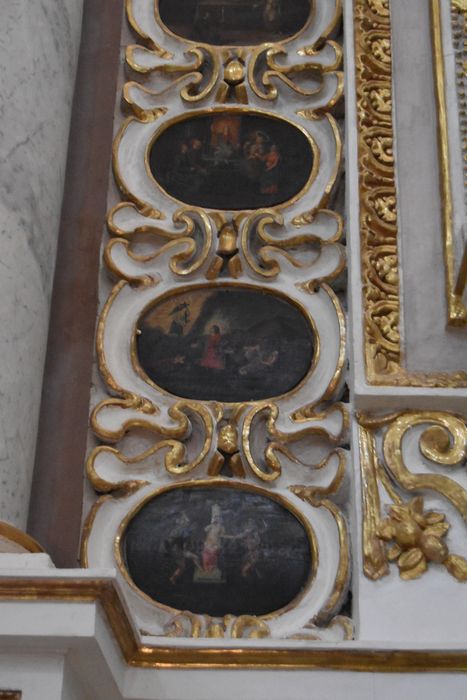autel, retable de la Vierge-du-Rosaire, détail des médaillons peints - © Ministère de la Culture (France), Médiathèque du patrimoine et de la photographie, diffusion GrandPalaisRmn Photo