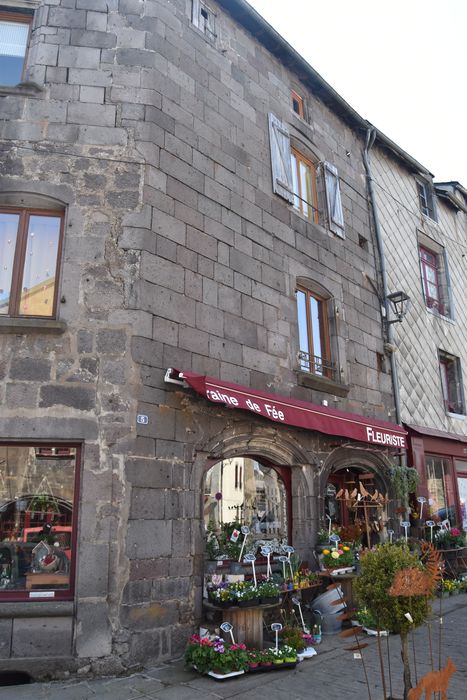 façade sur rue