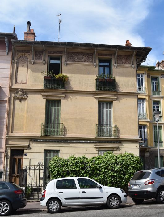 façade est