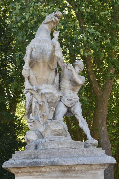 groupe sculpté n°2 des Chevaux de Marly (copie)