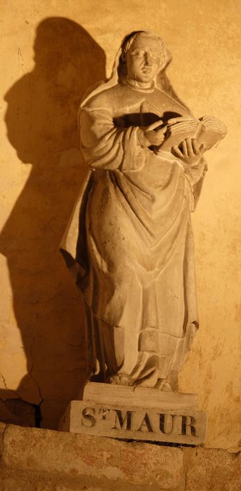 statue : Saint ou Sainte (Saint Maur ?)