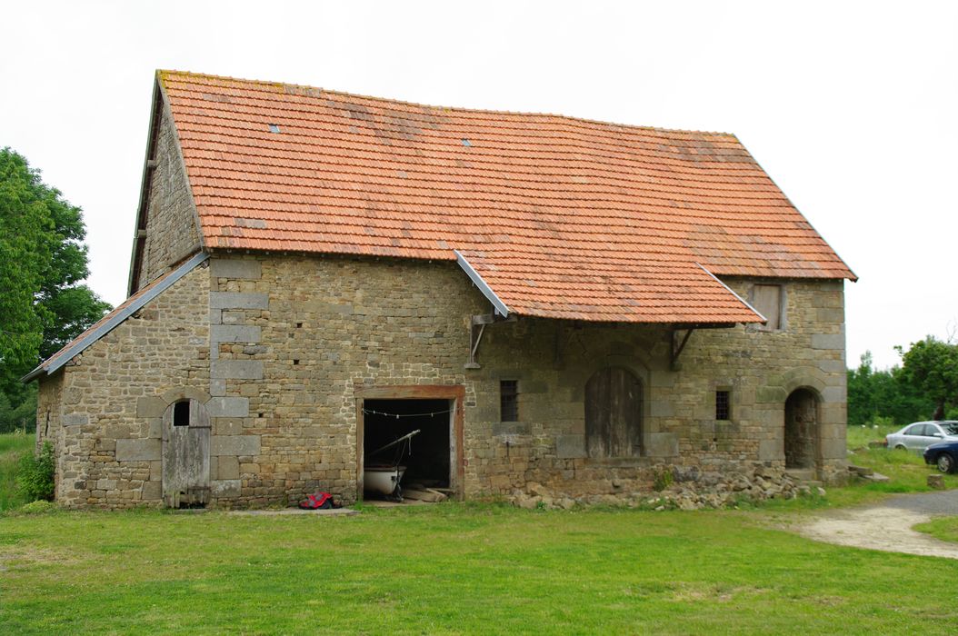 bâtiment ouest, façade est