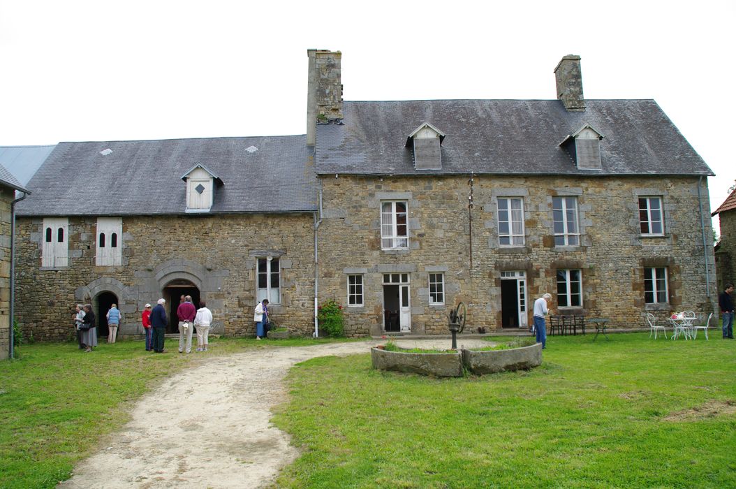 bâtiment est, façade ouest