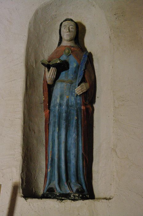 statue : Sainte martyre tenant un livre et une palme (Sainte Emerence ?)