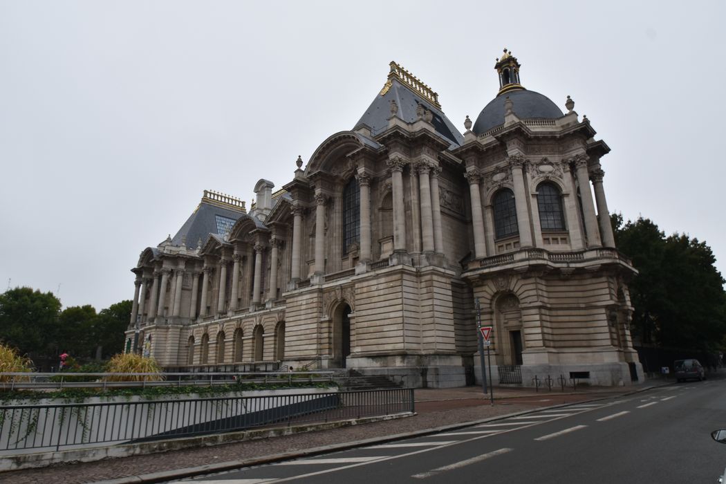 façade nord-ouest (façade antérieure)